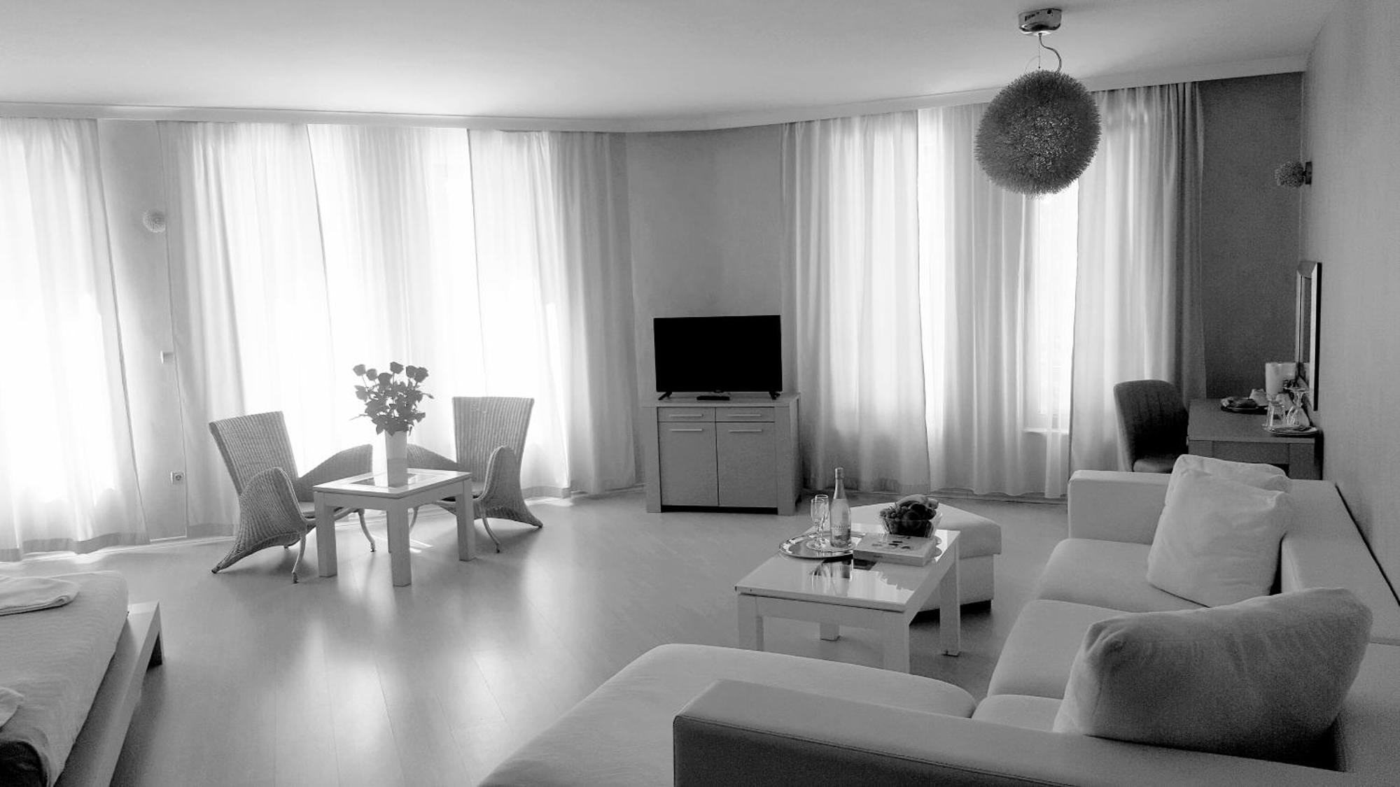 Family Hotel Classic ヴァルナ 部屋 写真